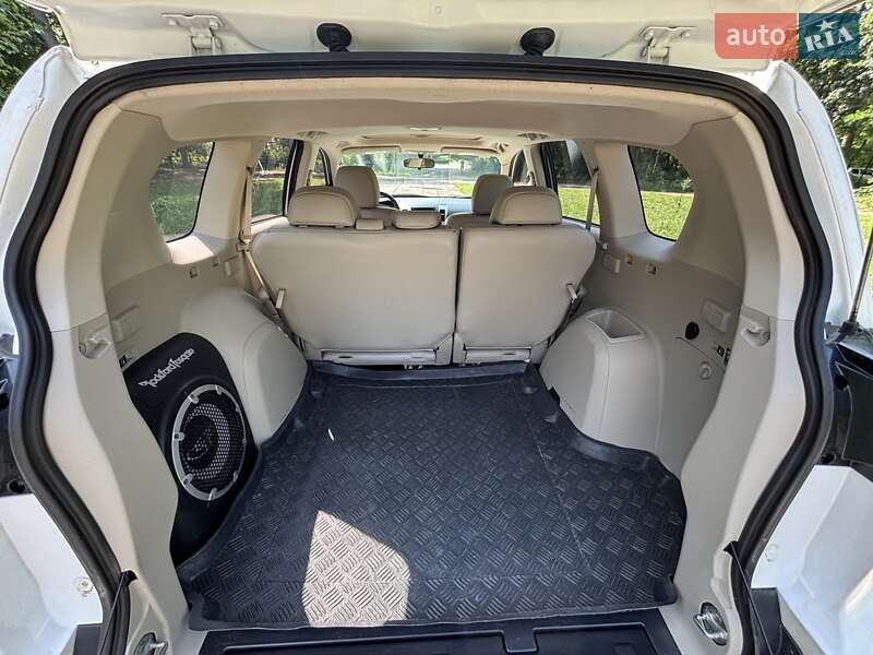 Внедорожник / Кроссовер Mitsubishi Outlander XL 2008 в Сумах
