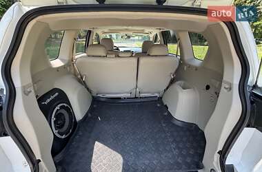 Позашляховик / Кросовер Mitsubishi Outlander XL 2008 в 