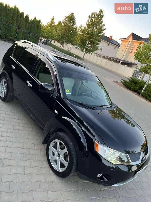 Внедорожник / Кроссовер Mitsubishi Outlander XL 2007 в Одессе