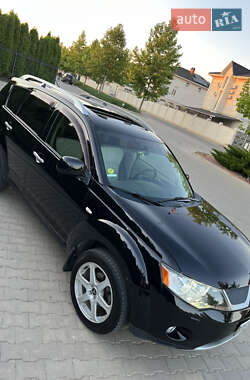 Внедорожник / Кроссовер Mitsubishi Outlander XL 2007 в 