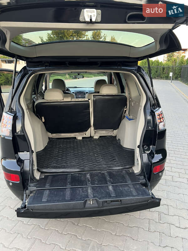 Внедорожник / Кроссовер Mitsubishi Outlander XL 2007 в Одессе