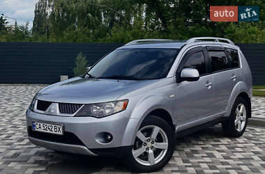 Позашляховик / Кросовер Mitsubishi Outlander XL 2008 в Каневі