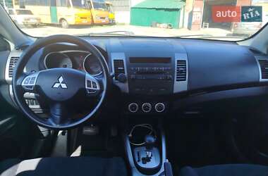 Внедорожник / Кроссовер Mitsubishi Outlander XL 2008 в 
