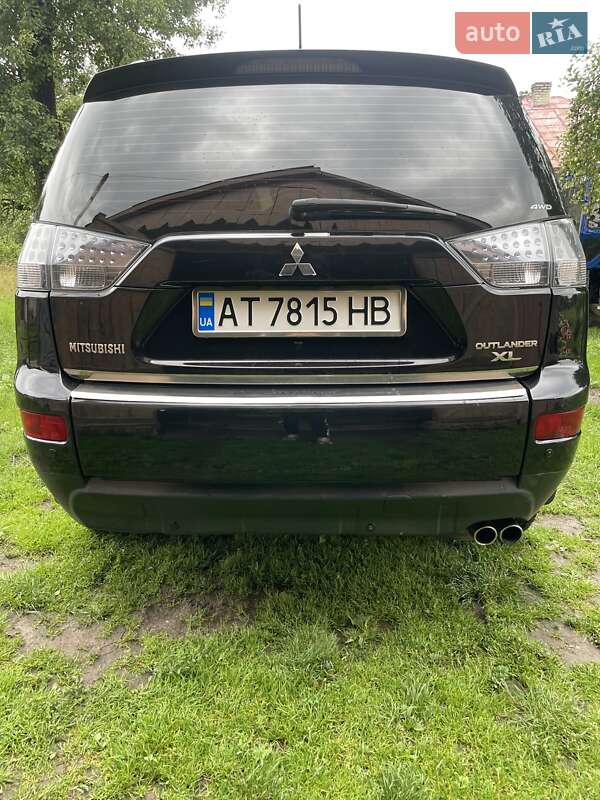 Внедорожник / Кроссовер Mitsubishi Outlander XL 2007 в Долине