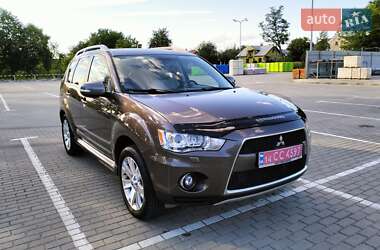 Mitsubishi Outlander XL 2010 Mitsubishi Outlander XL 2010