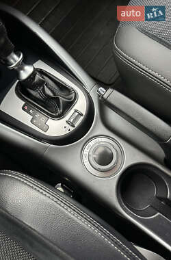 Внедорожник / Кроссовер Mitsubishi Outlander XL 2011 в 