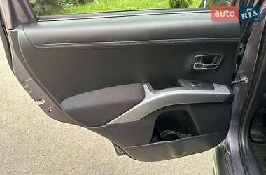 Внедорожник / Кроссовер Mitsubishi Outlander XL 2011 в 