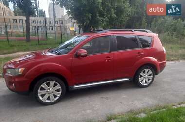 Внедорожник / Кроссовер Mitsubishi Outlander XL 2010 в Киеве