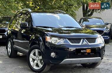 Внедорожник / Кроссовер Mitsubishi Outlander XL 2008 в Харькове
