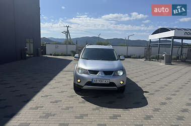 Внедорожник / Кроссовер Mitsubishi Outlander XL 2008 в Мукачево