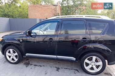 Внедорожник / Кроссовер Mitsubishi Outlander XL 2007 в 