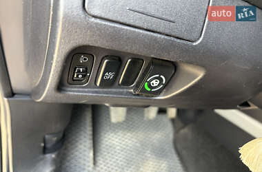 Позашляховик / Кросовер Mitsubishi Outlander XL 2008 в 