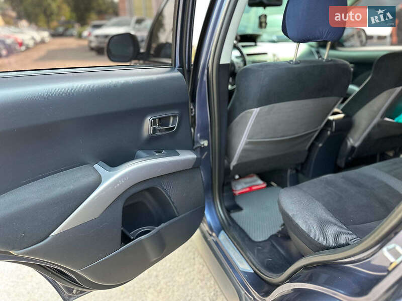 Позашляховик / Кросовер Mitsubishi Outlander XL 2008 в Вінниці
