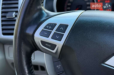 Внедорожник / Кроссовер Mitsubishi Outlander XL 2007 в 