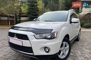 Mitsubishi Outlander XL 2010 Mitsubishi Outlander XL 2010