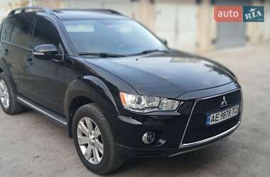Mitsubishi Outlander XL 2011