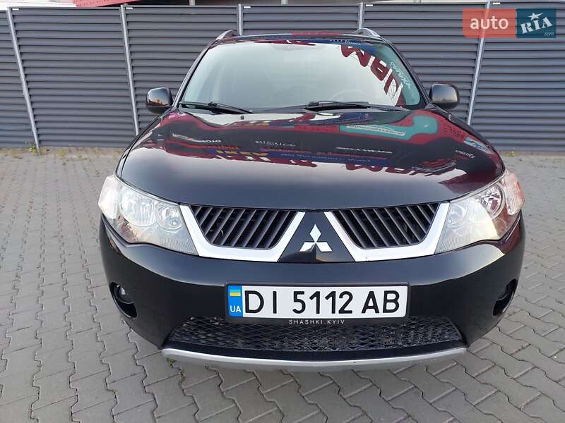 Внедорожник / Кроссовер Mitsubishi Outlander XL 2008 в Киеве
