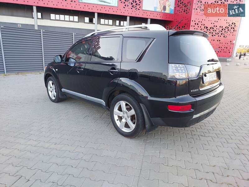 Внедорожник / Кроссовер Mitsubishi Outlander XL 2008 в Киеве