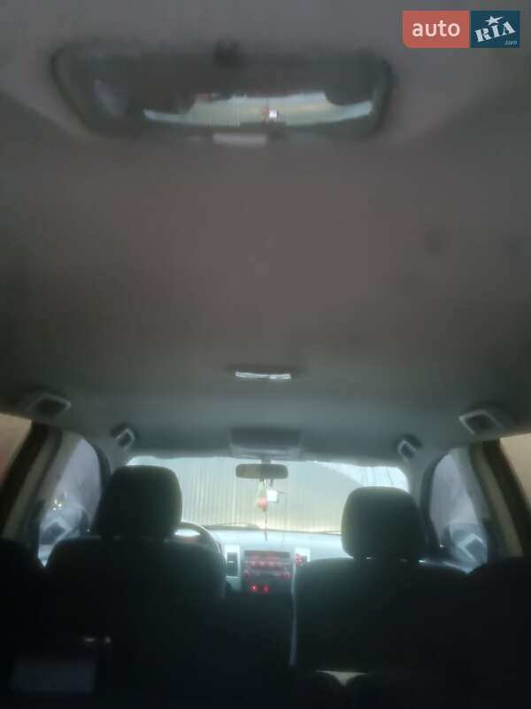 Внедорожник / Кроссовер Mitsubishi Outlander XL 2008 в Городке