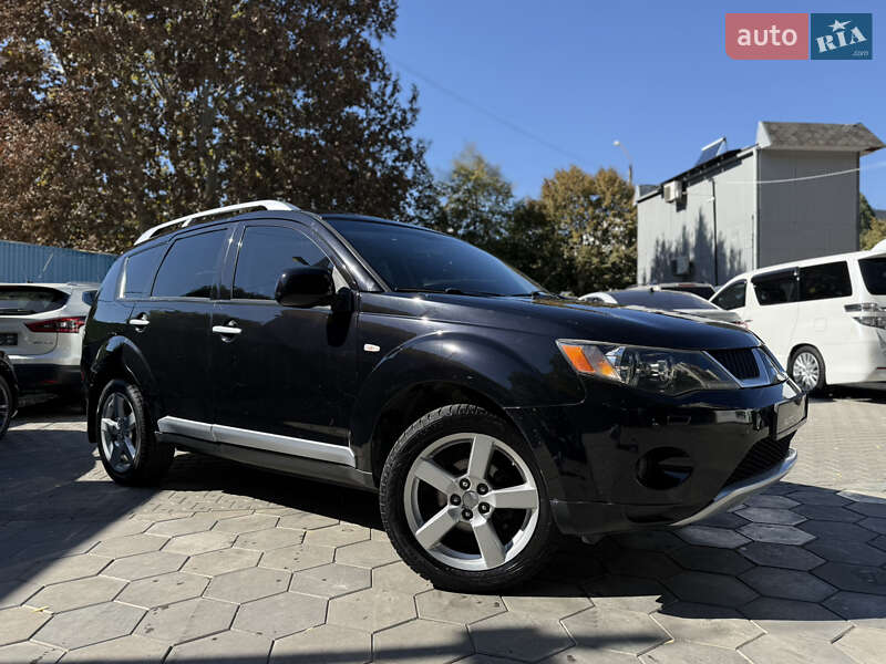 Внедорожник / Кроссовер Mitsubishi Outlander XL 2007 в Одессе