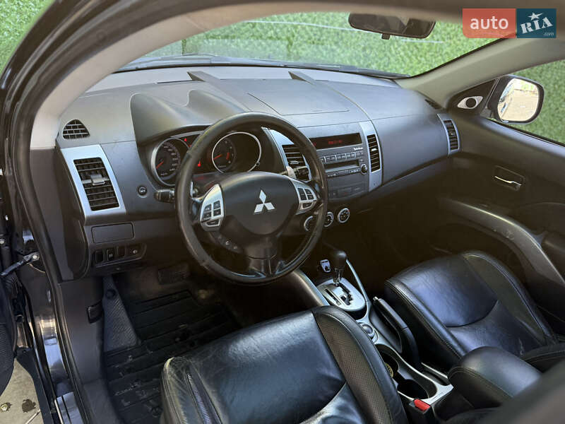 Внедорожник / Кроссовер Mitsubishi Outlander XL 2007 в Одессе