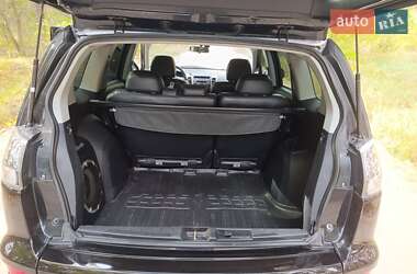 Внедорожник / Кроссовер Mitsubishi Outlander XL 2010 в 