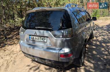 Внедорожник / Кроссовер Mitsubishi Outlander XL 2007 в 