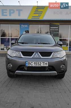 Mitsubishi Outlander XL 2008