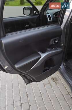 Внедорожник / Кроссовер Mitsubishi Outlander XL 2008 в 