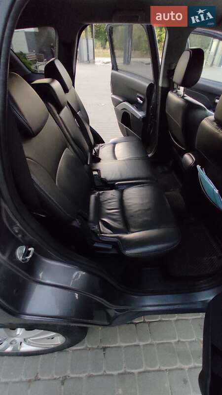 Внедорожник / Кроссовер Mitsubishi Outlander XL 2008 в Самборе