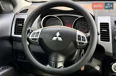 Внедорожник / Кроссовер Mitsubishi Outlander XL 2008 в 