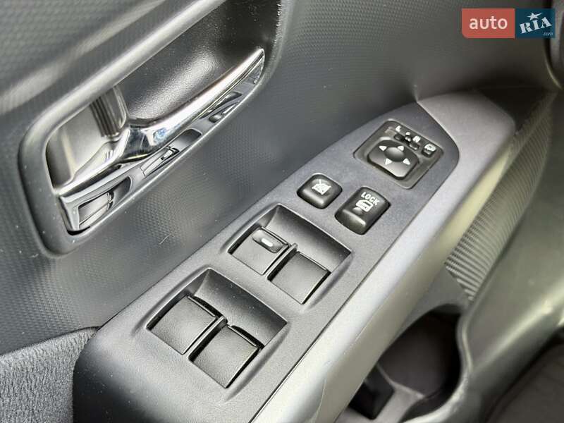 Внедорожник / Кроссовер Mitsubishi Outlander XL 2008 в Харькове