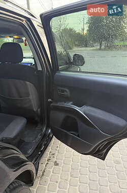 Внедорожник / Кроссовер Mitsubishi Outlander XL 2008 в 