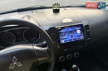 Внедорожник / Кроссовер Mitsubishi Outlander XL 2008 в 
