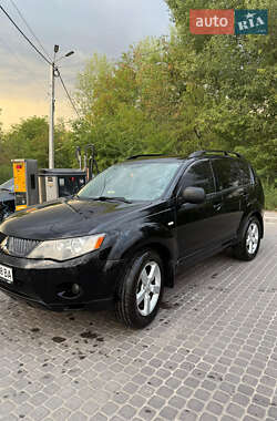 Mitsubishi Outlander XL 2008