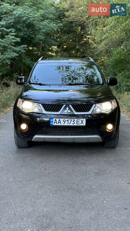 Внедорожник / Кроссовер Mitsubishi Outlander XL 2008 в Белой Церкви фото 7 Внедорожник / Кроссовер Mitsubishi Outlander XL 2008 в Белой Церкви