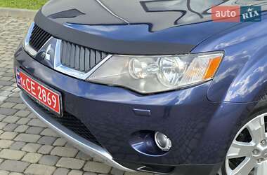 Внедорожник / Кроссовер Mitsubishi Outlander XL 2009 в 