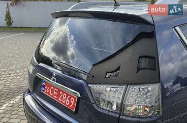 Внедорожник / Кроссовер Mitsubishi Outlander XL 2009 в 