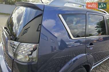 Внедорожник / Кроссовер Mitsubishi Outlander XL 2009 в 
