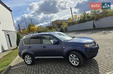 Внедорожник / Кроссовер Mitsubishi Outlander XL 2009 в 