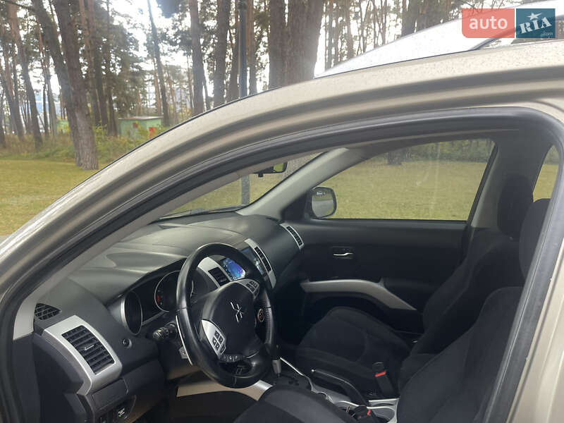 Внедорожник / Кроссовер Mitsubishi Outlander XL 2008 в Чернигове фото 20 Внедорожник / Кроссовер Mitsubishi Outlander XL 2008 в Чернигове