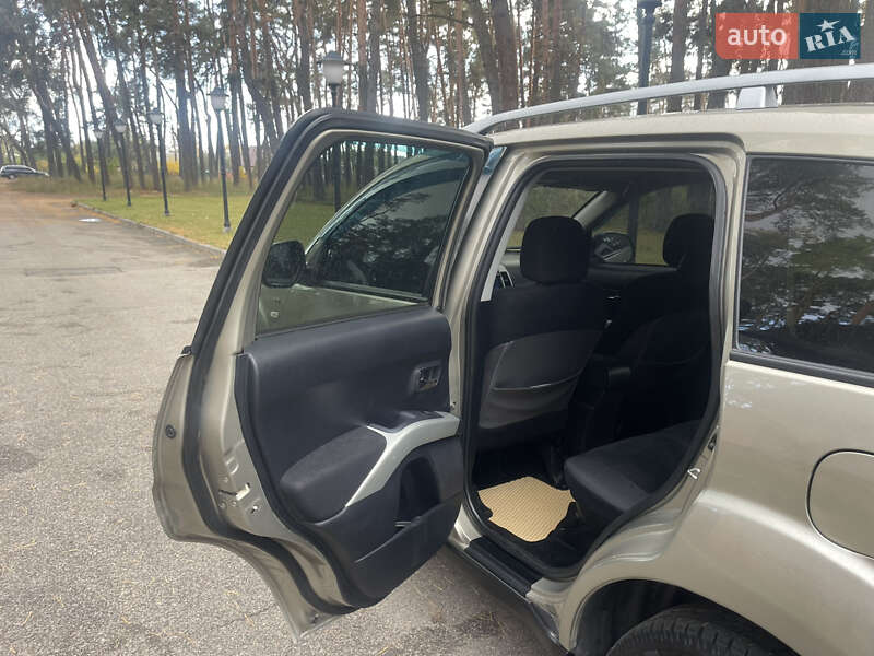 Внедорожник / Кроссовер Mitsubishi Outlander XL 2008 в Чернигове фото 21 Внедорожник / Кроссовер Mitsubishi Outlander XL 2008 в Чернигове
