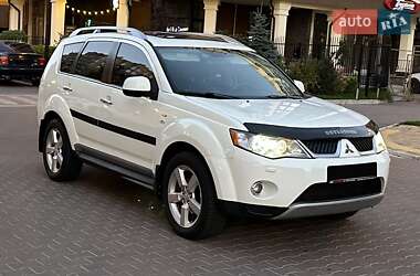 Mitsubishi Outlander XL 2010 Mitsubishi Outlander XL 2010