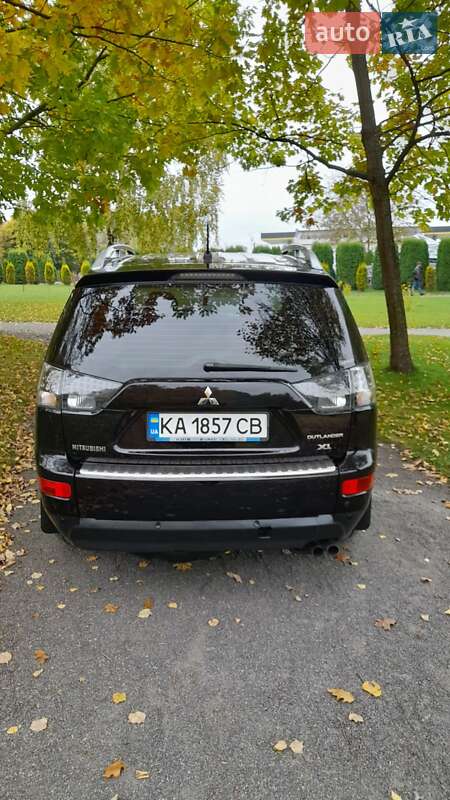 Внедорожник / Кроссовер Mitsubishi Outlander XL 2009 в Хмельницком