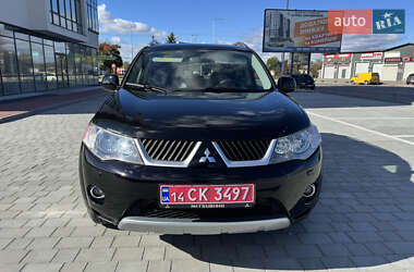 Позашляховик / Кросовер Mitsubishi Outlander XL 2008 в 