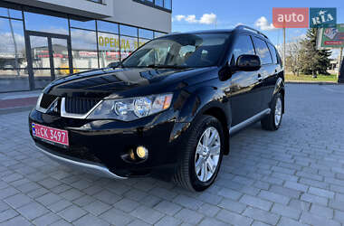 Позашляховик / Кросовер Mitsubishi Outlander XL 2008 в 