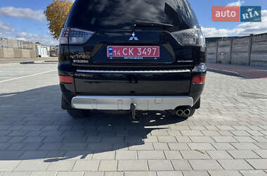 Позашляховик / Кросовер Mitsubishi Outlander XL 2008 в 