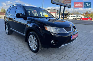 Позашляховик / Кросовер Mitsubishi Outlander XL 2008 в 