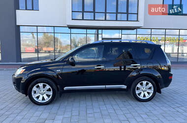 Позашляховик / Кросовер Mitsubishi Outlander XL 2008 в 
