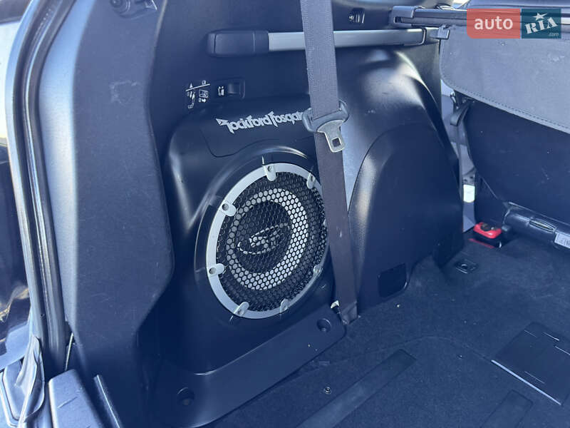 Позашляховик / Кросовер Mitsubishi Outlander XL 2008 в Івано-Франківську